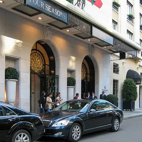 Four Seasons George V